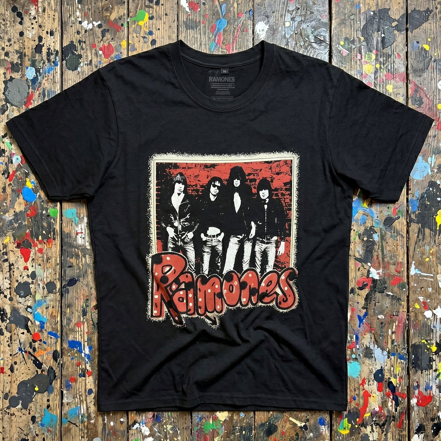 Een foto van een Ramones T-Shirt
