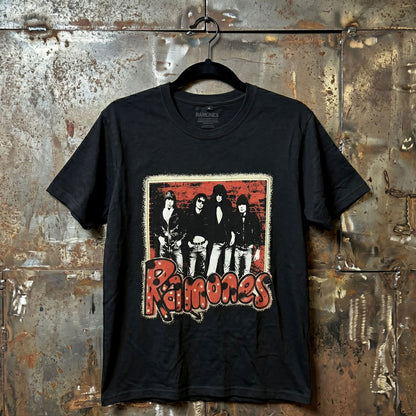Een foto van een Ramones T-Shirt