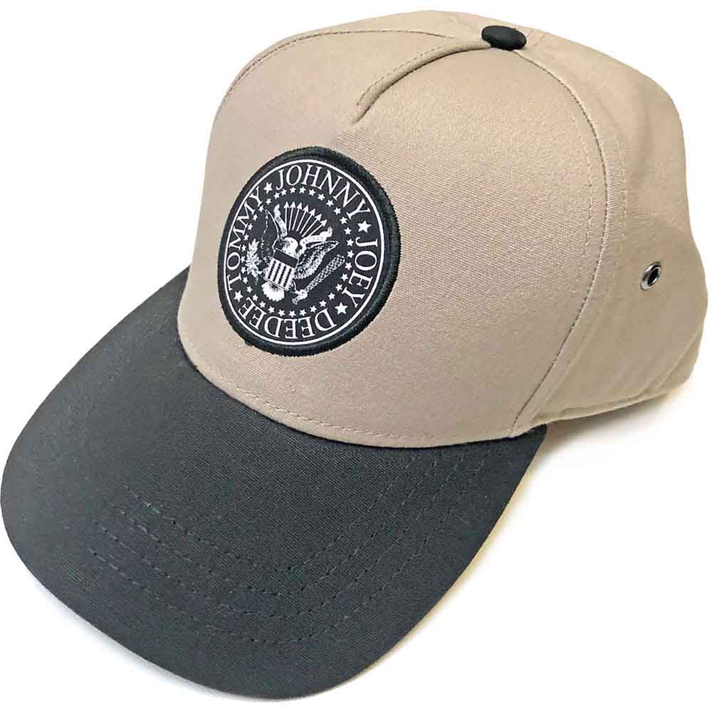 Een foto van een Ramones Snapback Pet