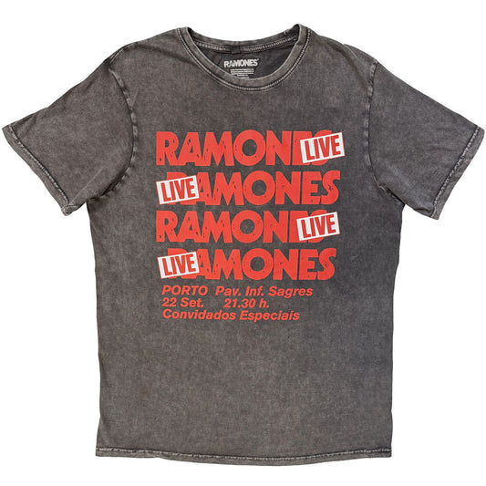 Een foto van een Ramones T-Shirt