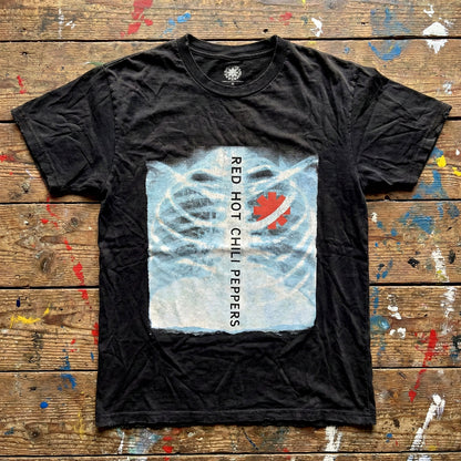 Een foto van een Red Hot Chili Peppers T-Shirt
