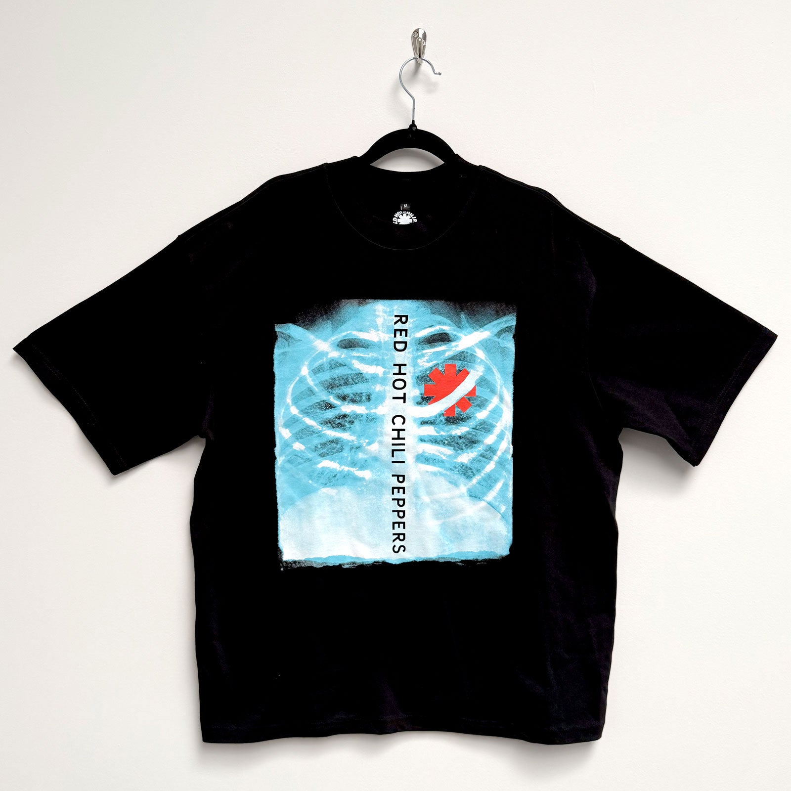 Een foto van een Red Hot Chili Peppers T-Shirt