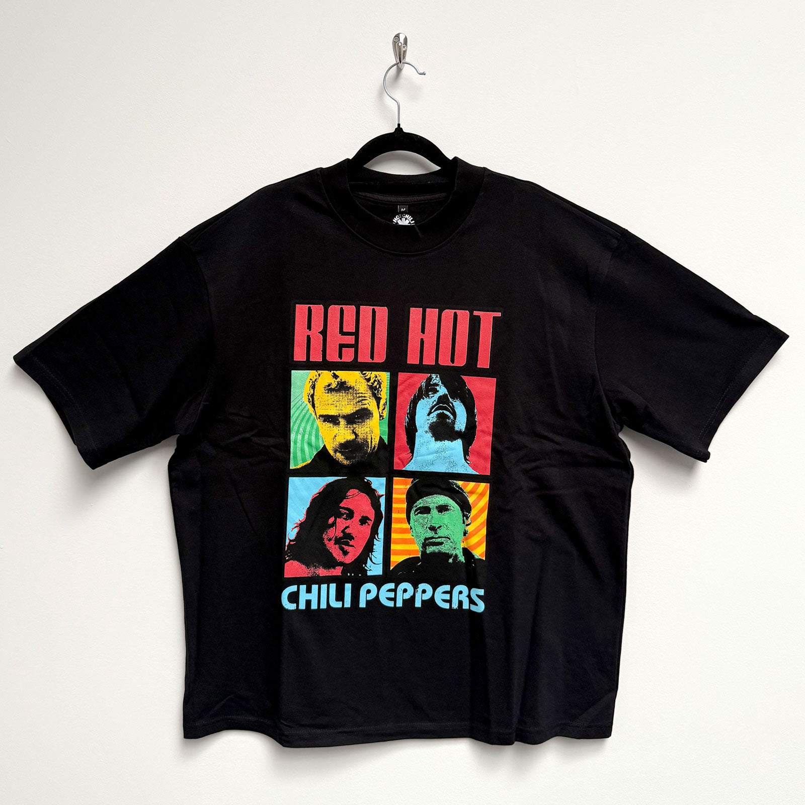 Een foto van een Red Hot Chili Peppers T-Shirt