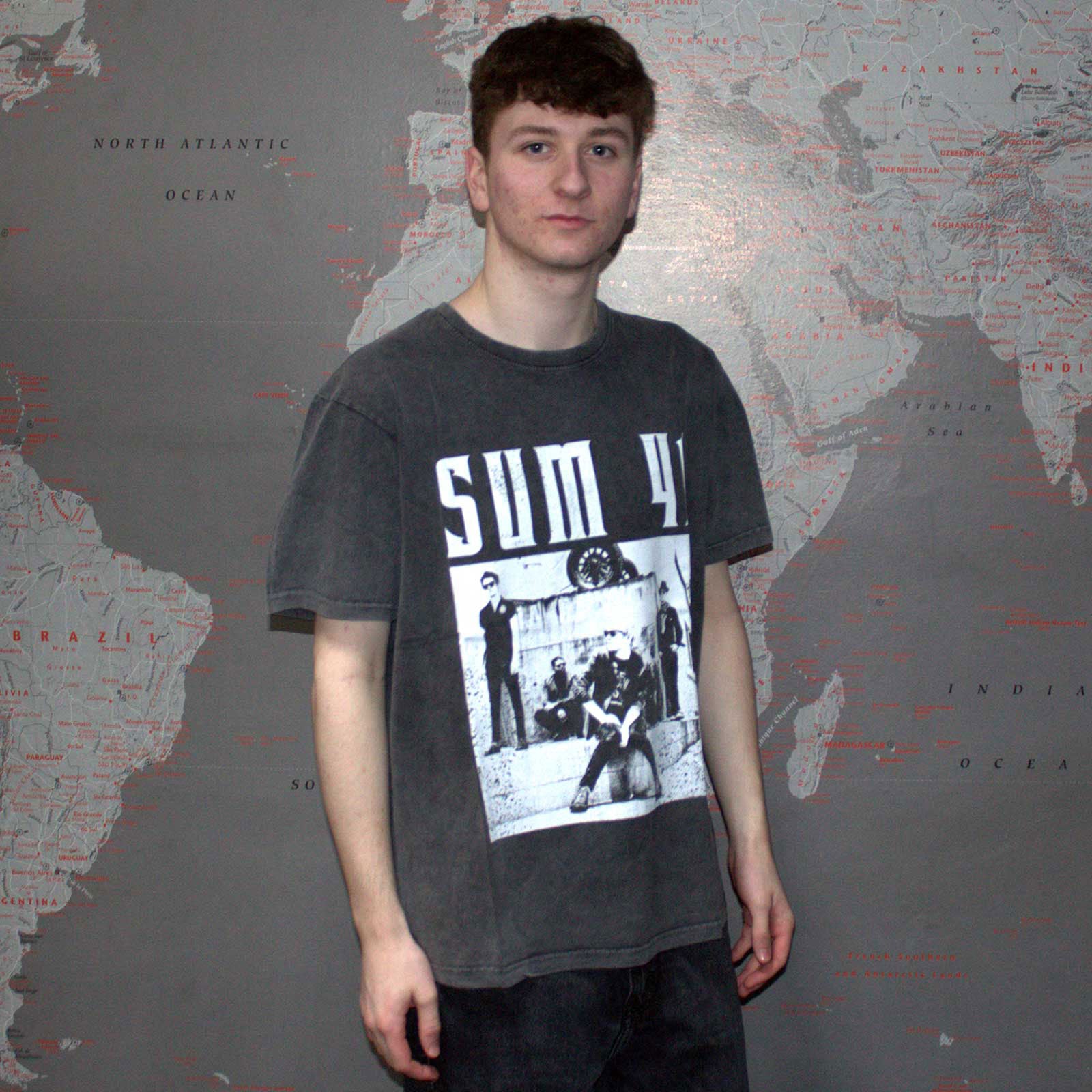 Een foto van een Sum 41 Unknown subcategory