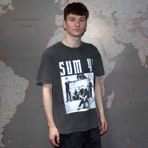 Een foto van een Sum 41 Unknown subcategory
