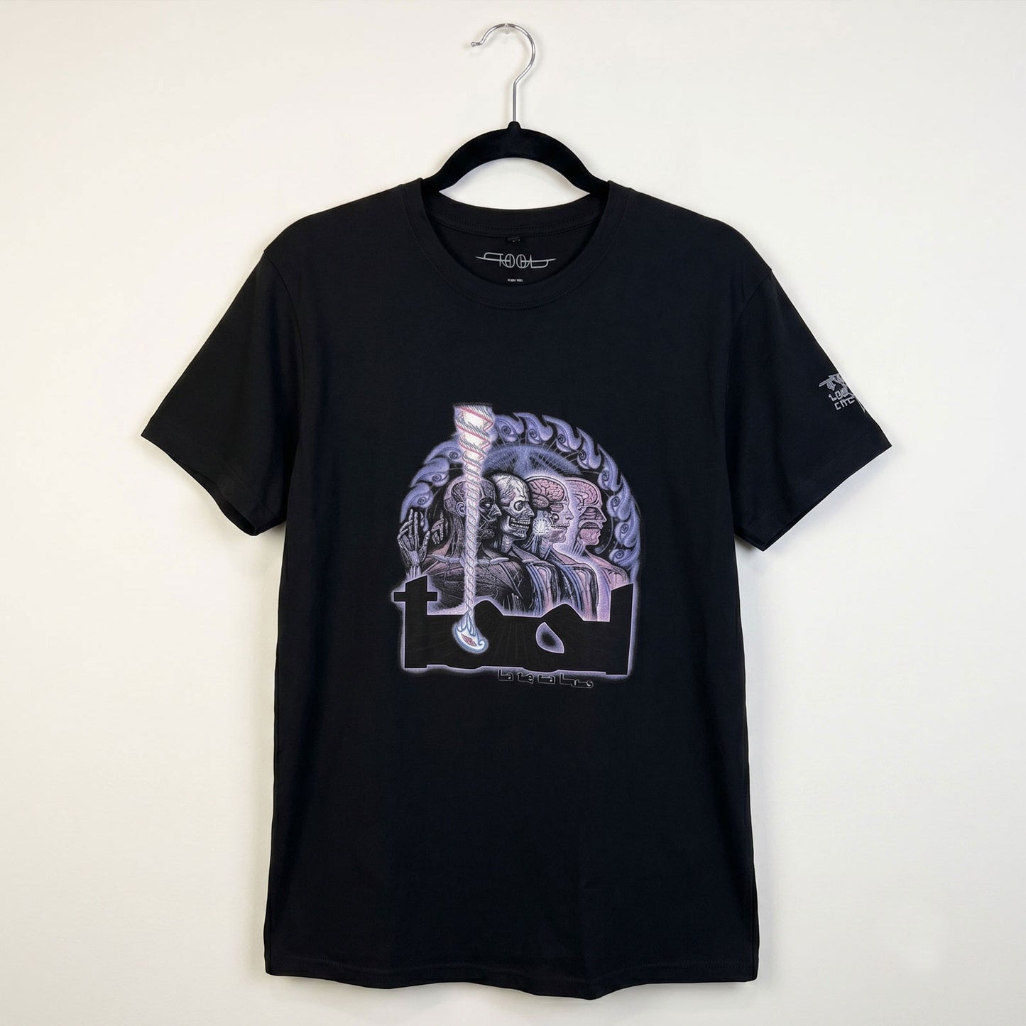Een foto van een Tool T-Shirt
