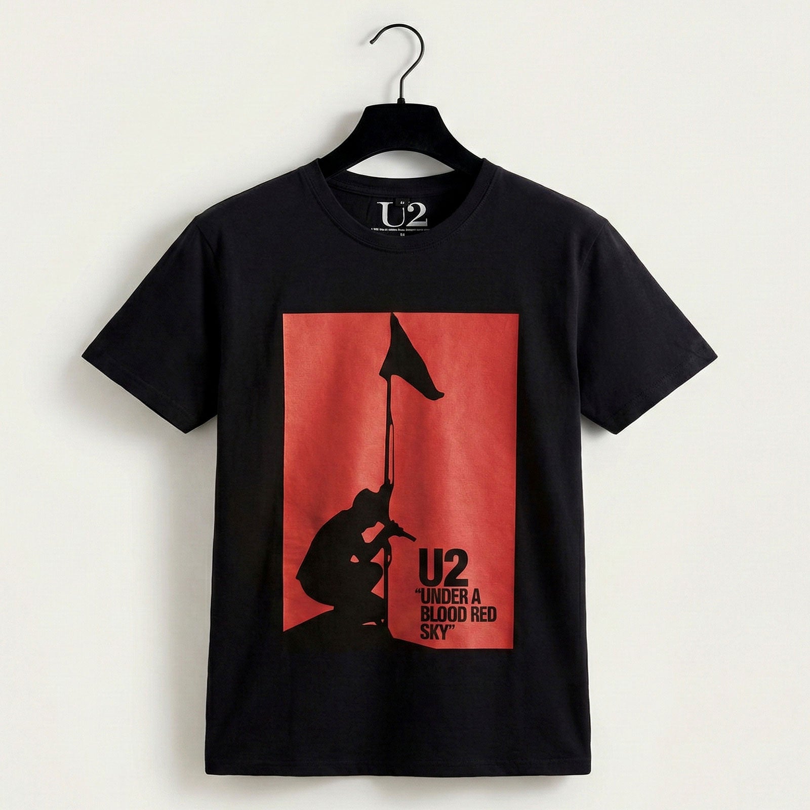 Een foto van een U2 T-Shirt