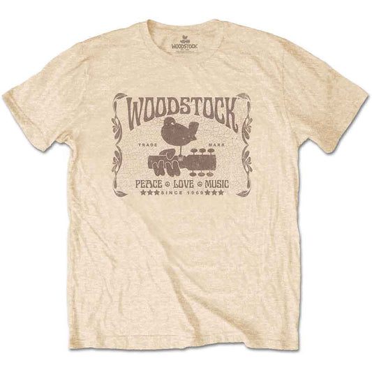Een foto van een Woodstock T-Shirt