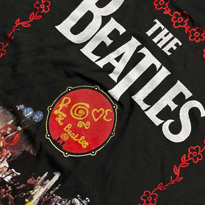 The Beatles Unisex T-Shirt: Our World 1967 T-Shirt