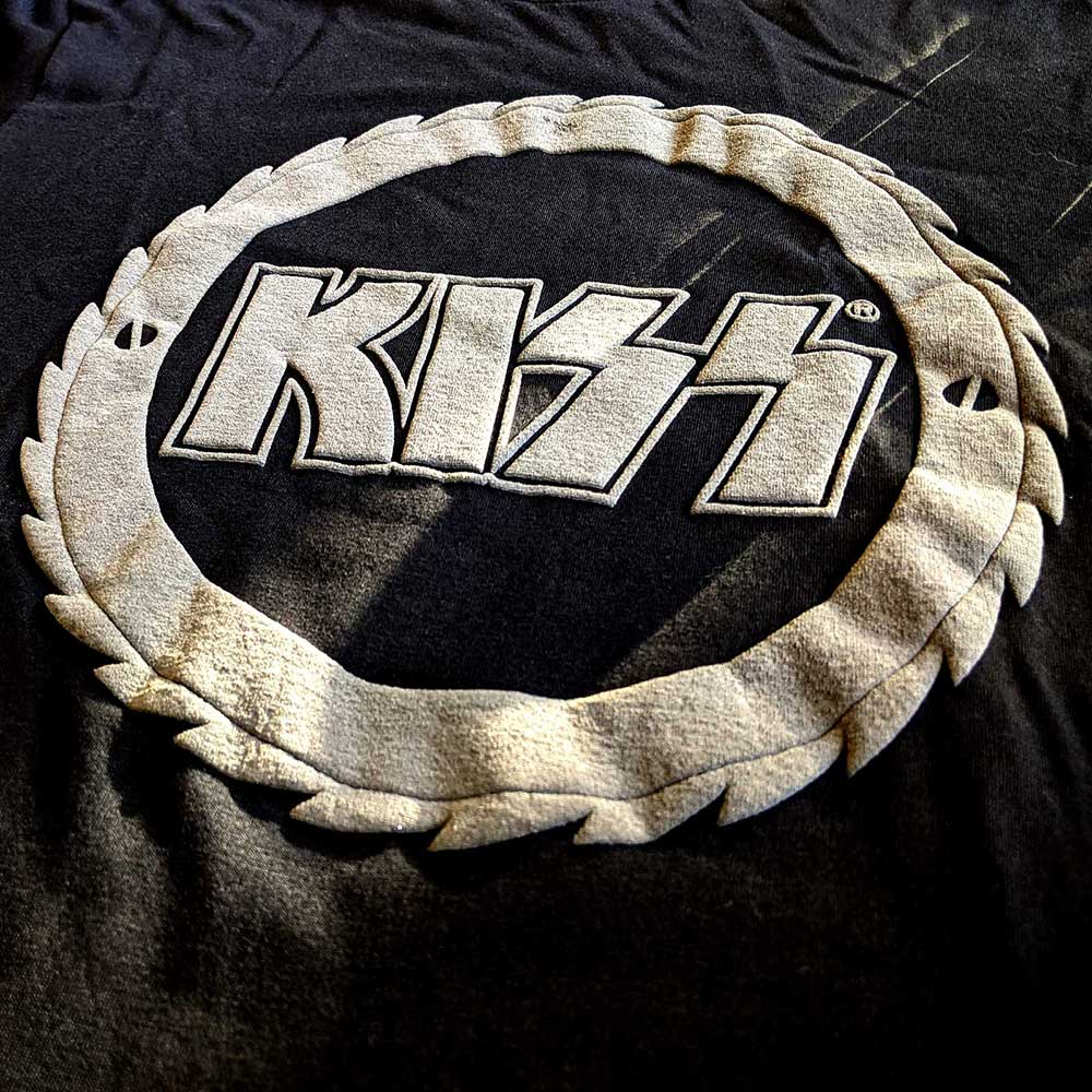 KISS Unisex Hi-Build T-Shirt: Buzzsaw Logo Hi-Build T-Shirt